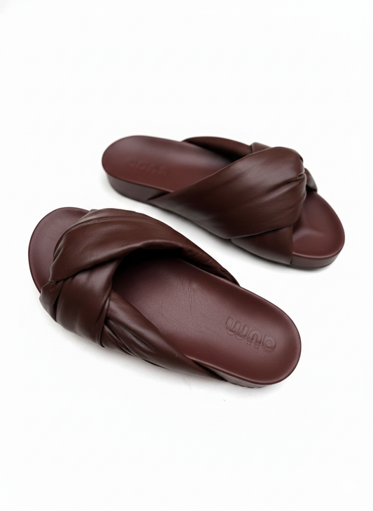 Modelo Elo cor Castanho (36,37,38,39,40)