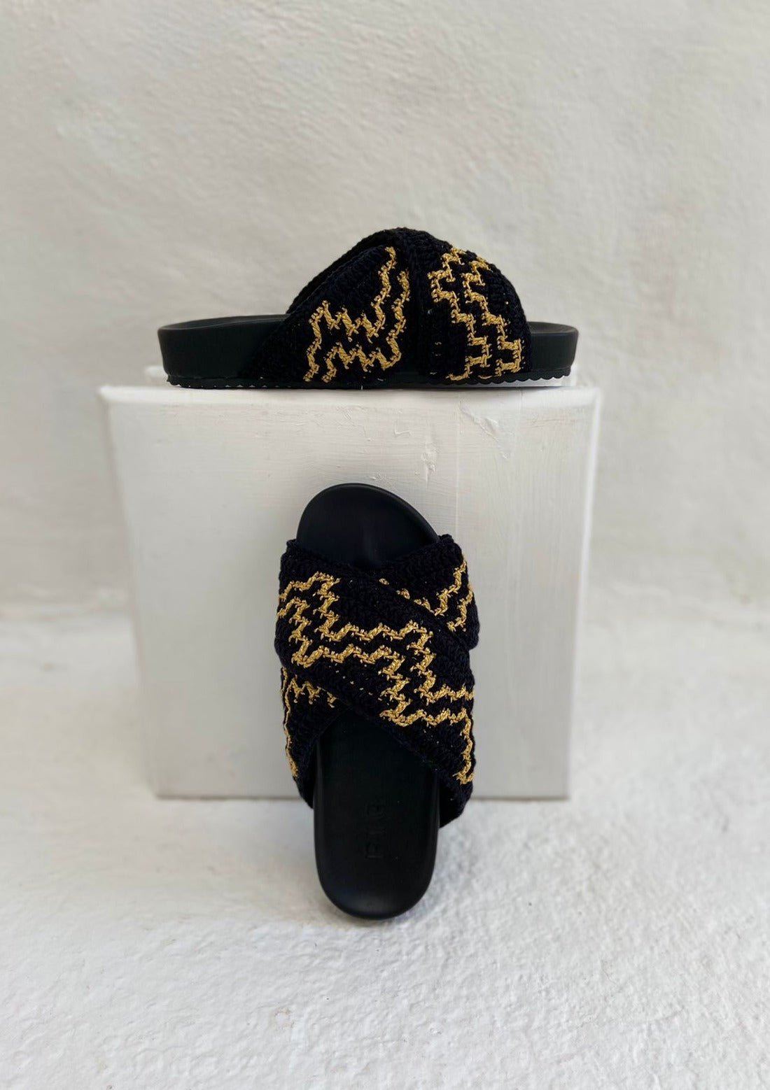 Modelo X Crochê preta (35)