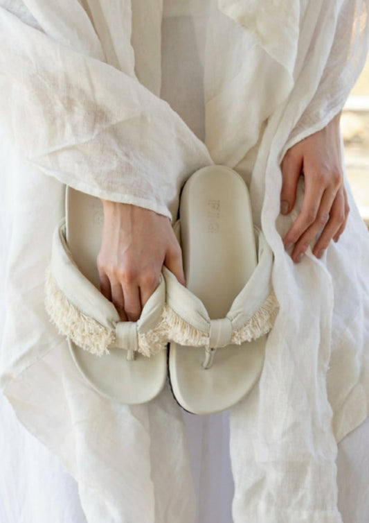 Couro mestiço off-white (36,37)