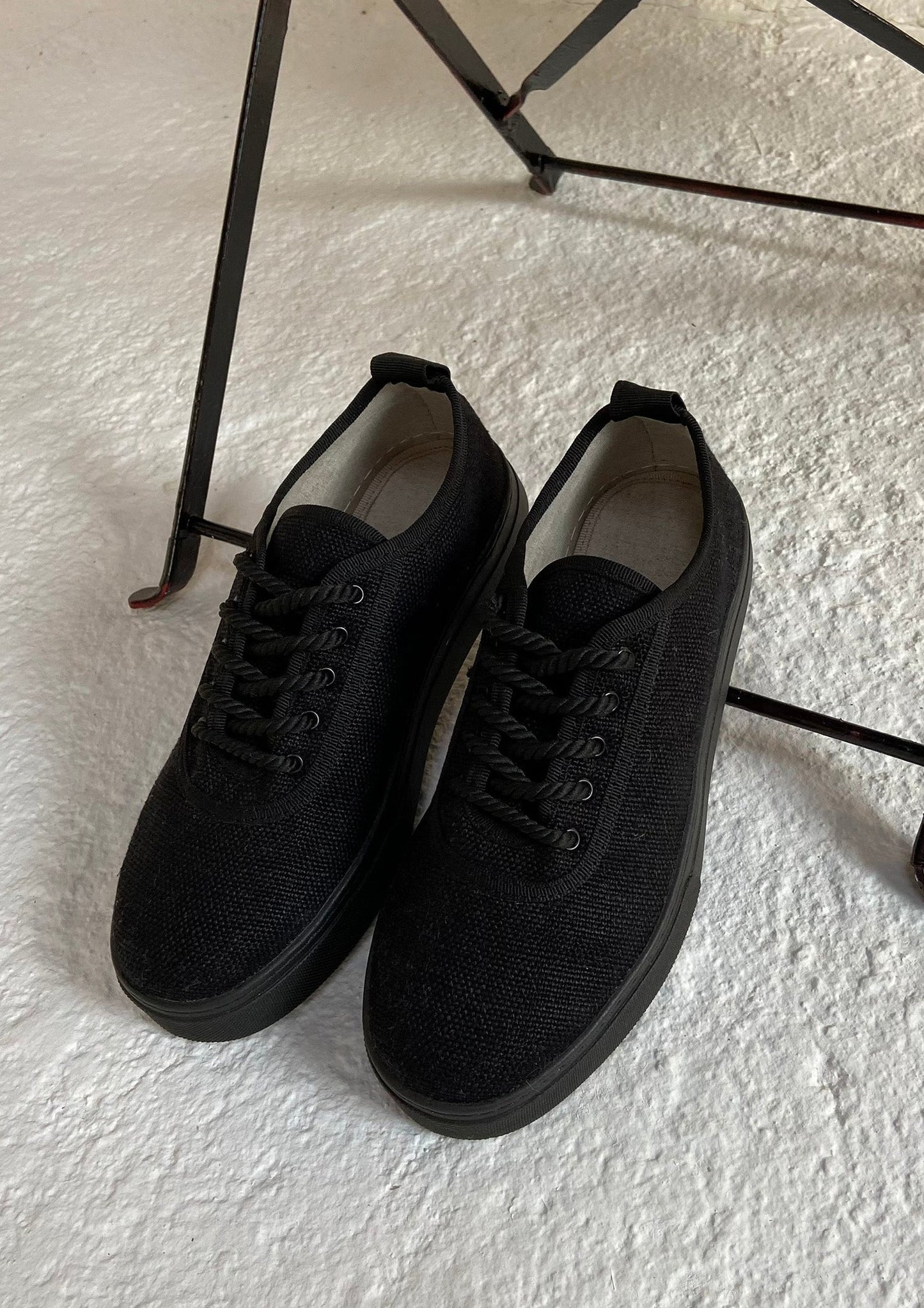 Tênis AUM Linho 100%    cor preto